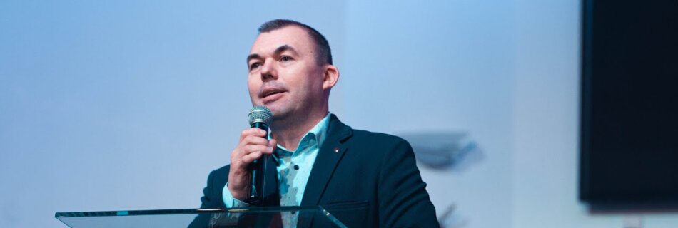Святий Бог та грішні люди | Юрій Кавун | Проповідь